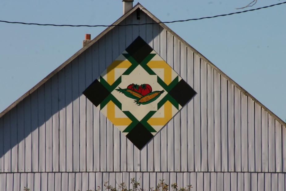 Barn Quilt Design on Barn