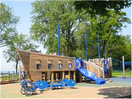Colchester Harbour pirate play structure